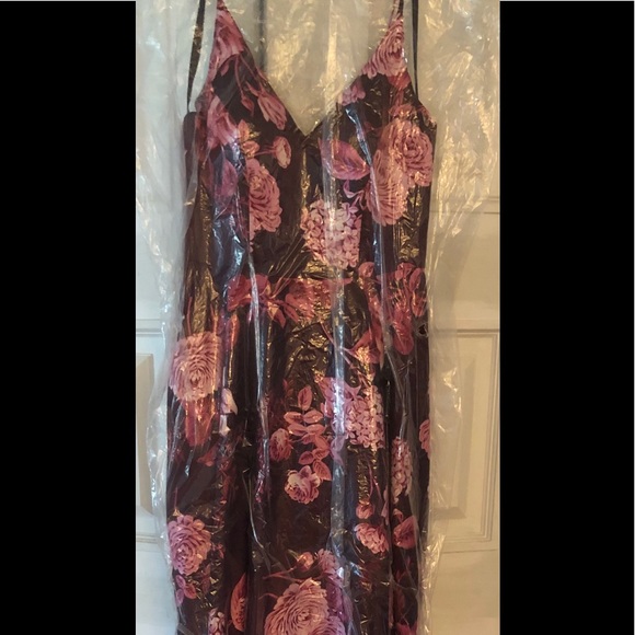 LHEA SATIN FLORAL A-LINE DRESS BURGUNDY - Picture 5 of 6